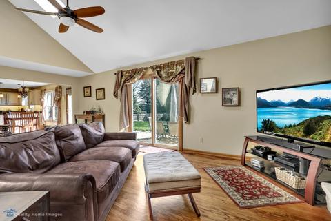 517 Parkside Dr, Elburn, IL 60119 photo 4