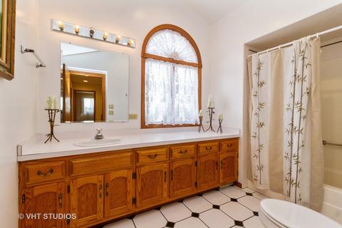 5341 Judy Ct, Oak Forest, IL 60452 photo 16