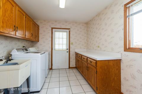 5341 Judy Ct, Oak Forest, IL 60452 photo 10