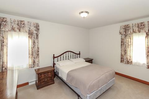 2240 Cedar St, Des Plaines, IL 60018 photo 13