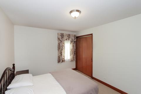2240 Cedar St, Des Plaines, IL 60018 photo 14