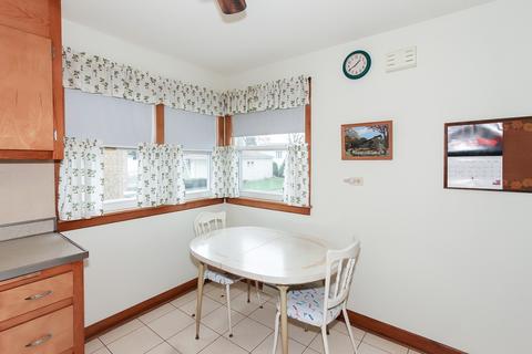 2240 Cedar St, Des Plaines, IL 60018 photo 12