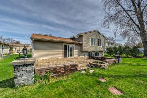 1237 Borden Dr, Elgin, IL 60120 photo 8