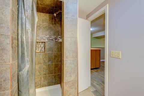1237 Borden Dr, Elgin, IL 60120 photo 10
