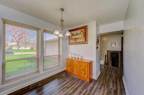 1237 Borden Dr, Elgin, IL 60120 photo 23