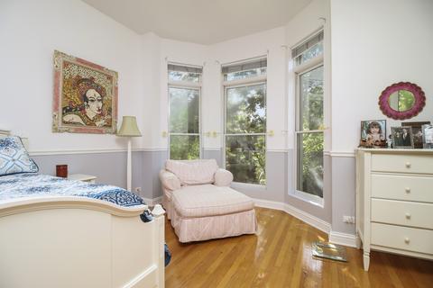 21 N Ada St, Chicago, IL 60607 photo 25