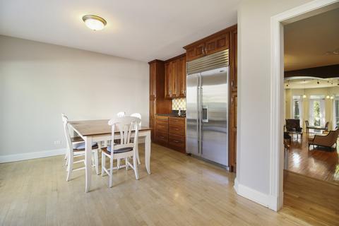21 N Ada St, Chicago, IL 60607 photo 12