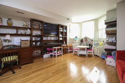 21 N Ada St, Chicago, IL 60607 photo 32