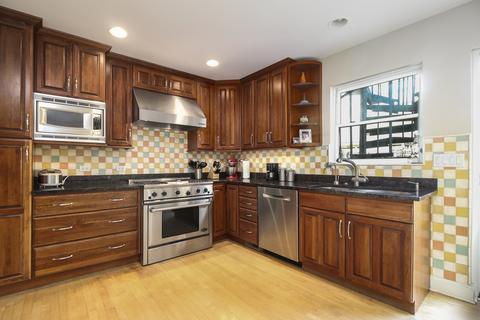 21 N Ada St, Chicago, IL 60607 photo 14