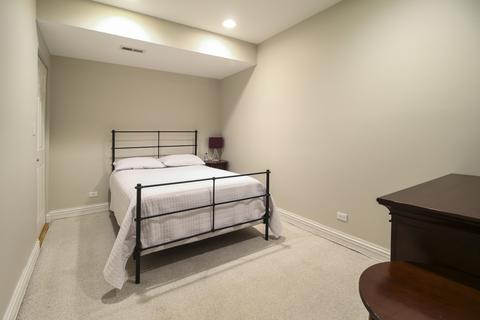21 N Ada St, Chicago, IL 60607 photo 33