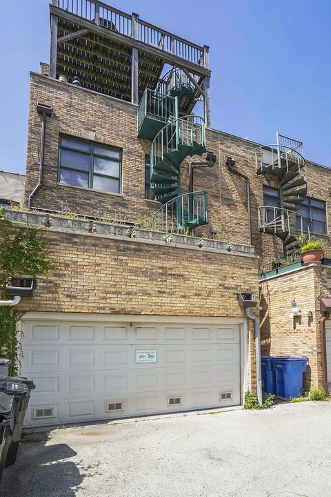 21 N Ada St, Chicago, IL 60607 photo 40