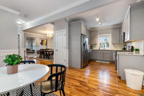 4158 W Argyle St, Chicago, IL 60630 photo 12