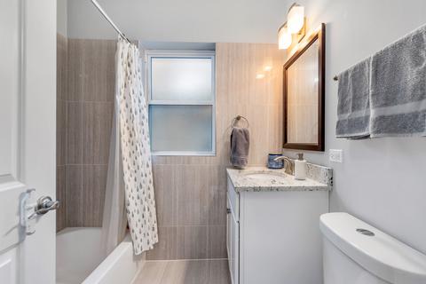 4158 W Argyle St, Chicago, IL 60630 photo 16