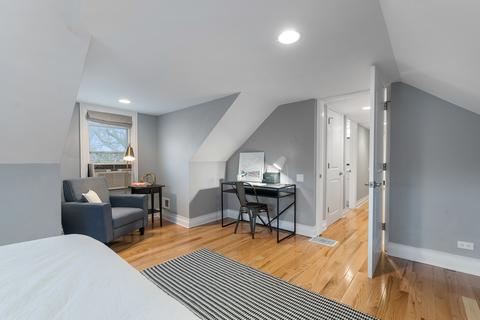 4158 W Argyle St, Chicago, IL 60630 photo 18