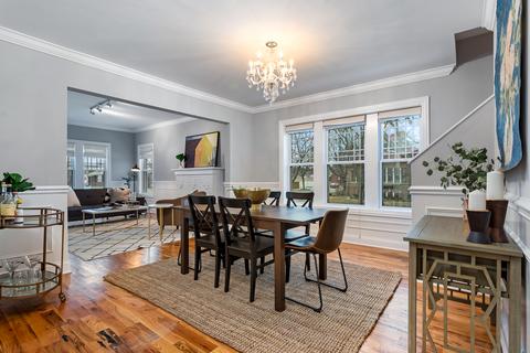 4158 W Argyle St, Chicago, IL 60630 photo 9