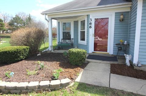 366 Trailside Ct, Carol Stream, IL 60188 photo 2