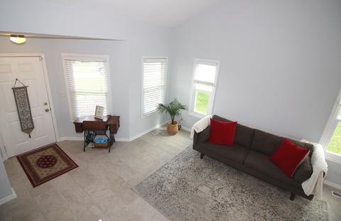 366 Trailside Ct, Carol Stream, IL 60188 photo 6