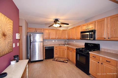 2336 Foxmoor Ln, Aurora, IL 60502 photo 9