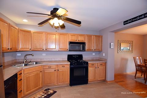 2336 Foxmoor Ln, Aurora, IL 60502 photo 10