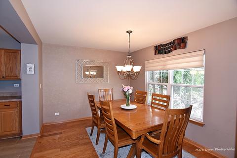 2336 Foxmoor Ln, Aurora, IL 60502 photo 8
