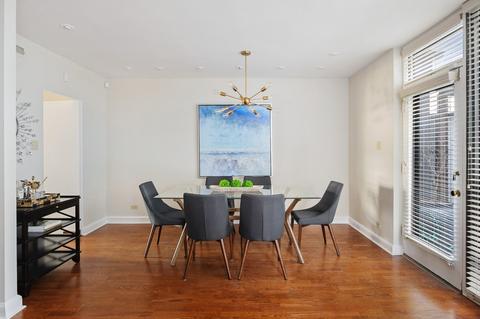 526 W Barry Ave #A, Chicago, IL 60657 photo 6
