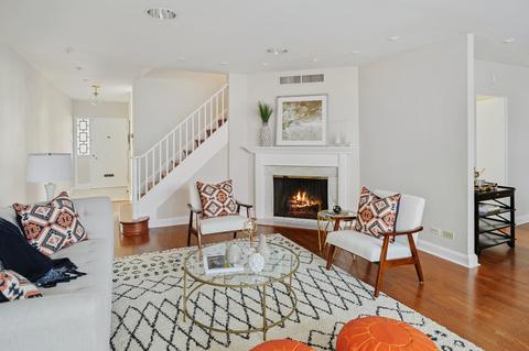 526 W Barry Ave #A, Chicago, IL 60657 photo 3