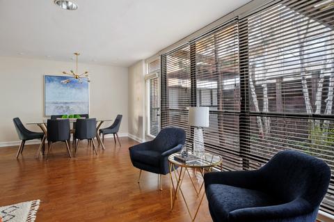 526 W Barry Ave #A, Chicago, IL 60657 photo 5