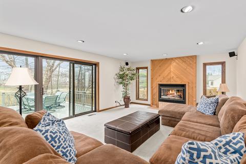 1261 Marls Ct, Naperville, IL 60563 photo 6