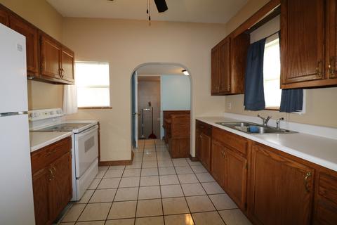 6904 Cotton St, Clinton, IL 61727 photo 8