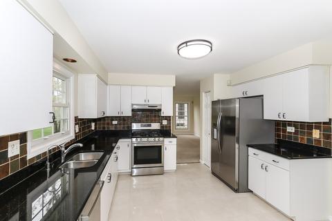 1464 Canter Ln, Bartlett, IL 60103 photo 11