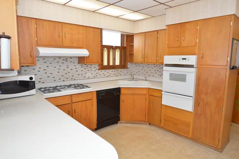 4132 Amelia Ave, Lyons, IL 60534 photo 7