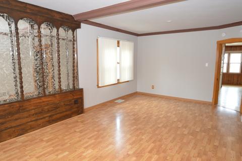 4132 Amelia Ave, Lyons, IL 60534 photo 2