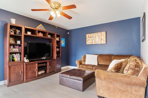 666 Nichole Ln, Geneva, IL 60134 photo 5