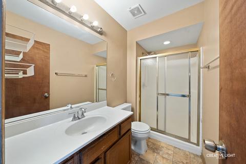 2187 Royal Blvd, Elgin, IL 60123 photo 10