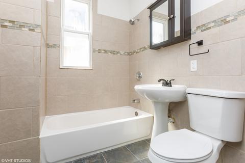 8644 S Colfax Ave, Chicago, IL 60617 photo 8