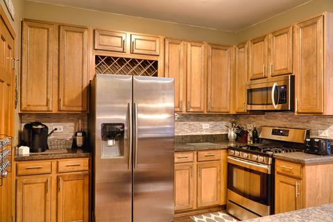 2224 Evergreen Cir, Mchenry, IL 60050 photo 3
