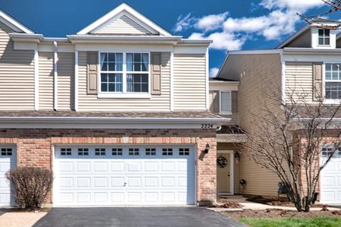 2224 Evergreen Cir, Mchenry, IL 60050 photo 1
