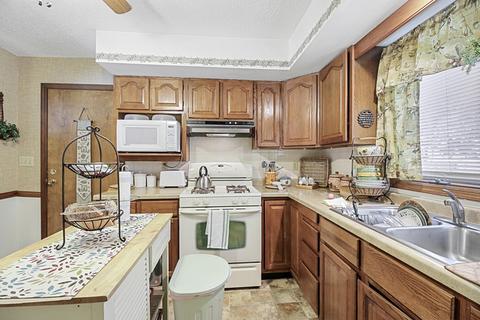 1220 Paula Dr, Champaign, IL 61821 photo 5