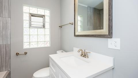 8937 S Cornell Ave, Chicago, IL 60617 photo 10