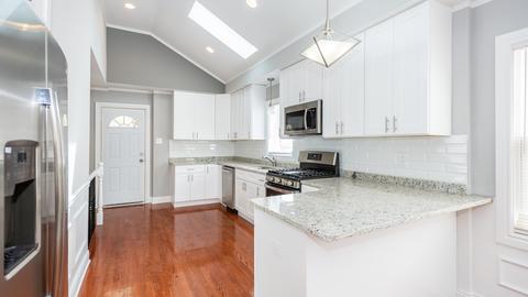 8937 S Cornell Ave, Chicago, IL 60617 photo 5