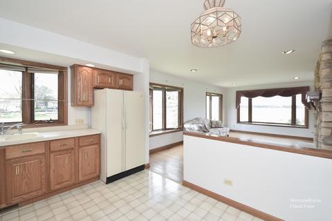 631 E Liberty St, Wauconda, IL 60084 photo 11