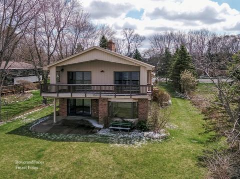 631 E Liberty St, Wauconda, IL 60084 photo 2