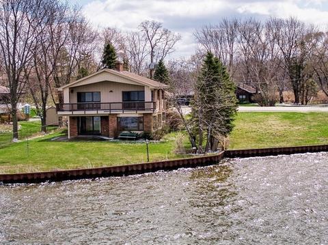 631 E Liberty St, Wauconda, IL 60084 photo 1