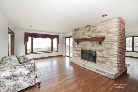 631 E Liberty St, Wauconda, IL 60084 photo 9