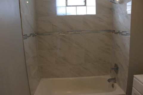 2704 E 77th St, Chicago, IL 60649 photo 18