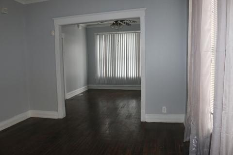 2704 E 77th St, Chicago, IL 60649 photo 10