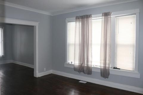 2704 E 77th St, Chicago, IL 60649 photo 9