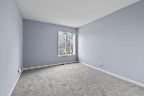667 Rose Ln, Bartlett, IL 60103 photo 17