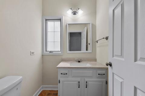 667 Rose Ln, Bartlett, IL 60103 photo 9
