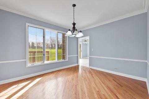 667 Rose Ln, Bartlett, IL 60103 photo 6